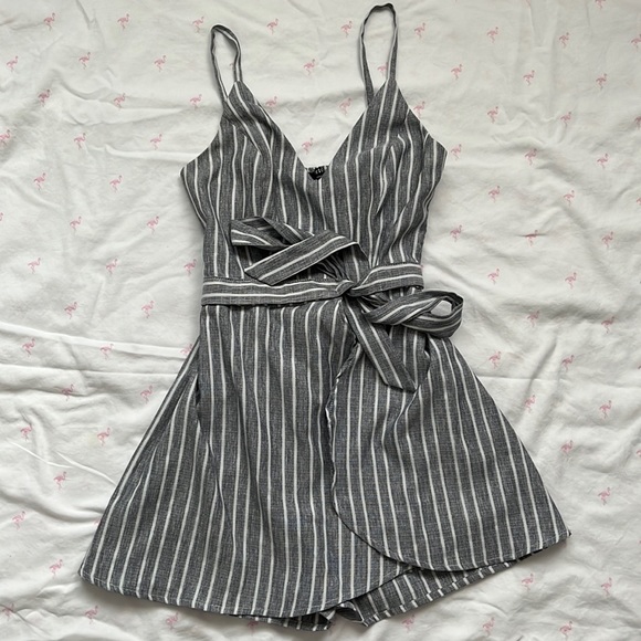 Grey and White Stripped Romper - Picture 1 of 4